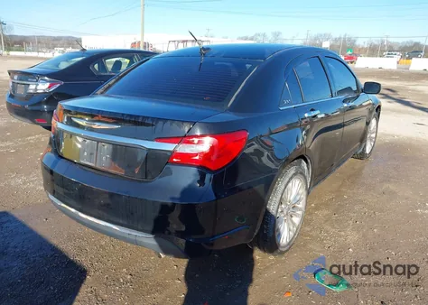 2011 Chrysler 200 Limited z USA, uszkodzony, nr VIN 1C3BC2FB6BN604957